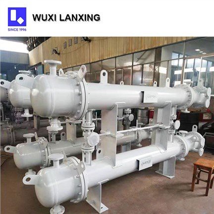 シェルアンドチューブ式熱交換器を運転する際の安全上の注意点は何ですか？